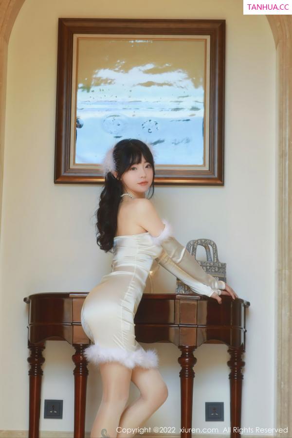 佘贝拉  [XiuRen]高清写真图 2022.02.28 No.4645 佘贝拉bella第19张图片